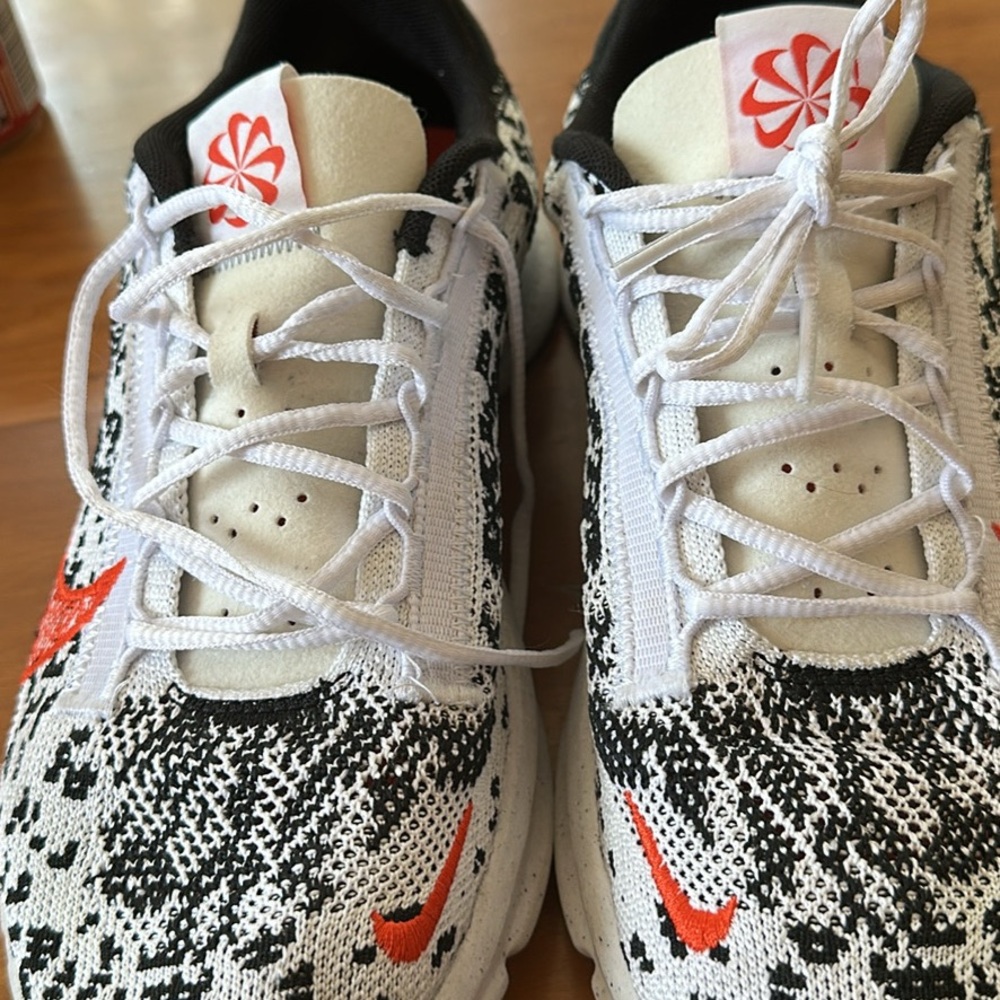 Nike
Women's SuperRep Go 3 Next Nature Fly Knit Training Sneakers - Picture 2 of 6